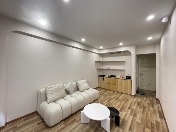 Bán Gấp Mùa EURO Nhà 15 Ngõ Gốc Đề - Hàng Xóm Feliz Home Hoàng Mai, 37m2, 5T, 6.15 tỷ