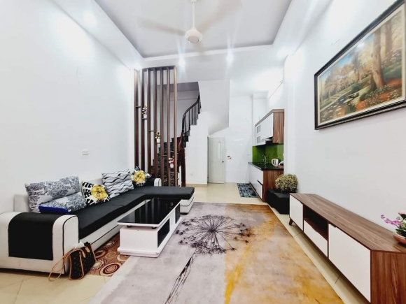  BÁN NHÀ TRƯƠNG ĐỊNH - SỔ VUÔNG VẮN - 3 BƯỚC RA ĐẾN MẶT PHỐ - 5 TẦNG - MT 4,7M - 5,2TỶ.