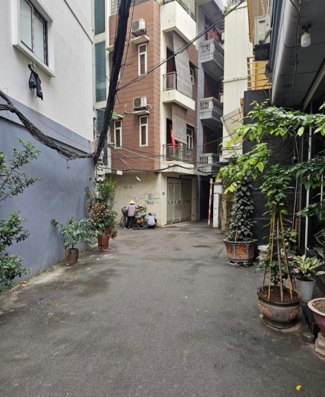 Bán nhà Phạm Ngọc Thạch 42m, 5 tầng, ngõ ba gác, 7 tỷ