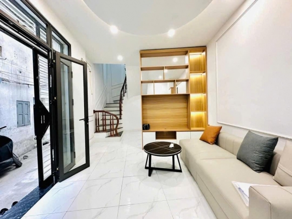 Lô góc 2 thoáng, Phố Nghĩa Dũng (Ba Đình), 36M2, Ngõ nông, 100M ra phố, Xách vali đón Tết  